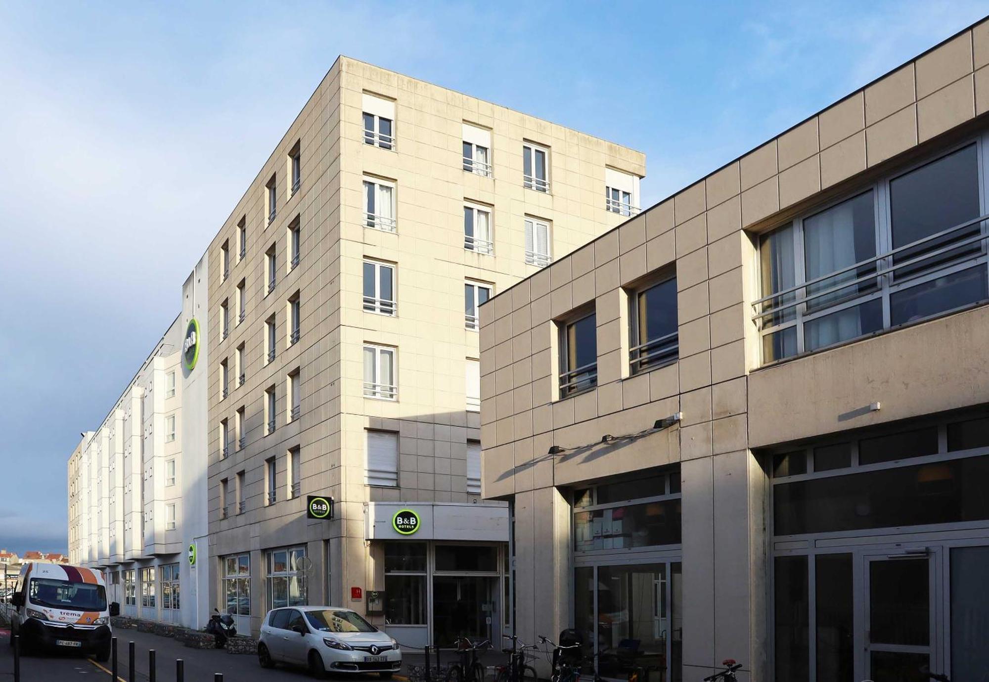 Ibis Centre Gare Hotel 3*
