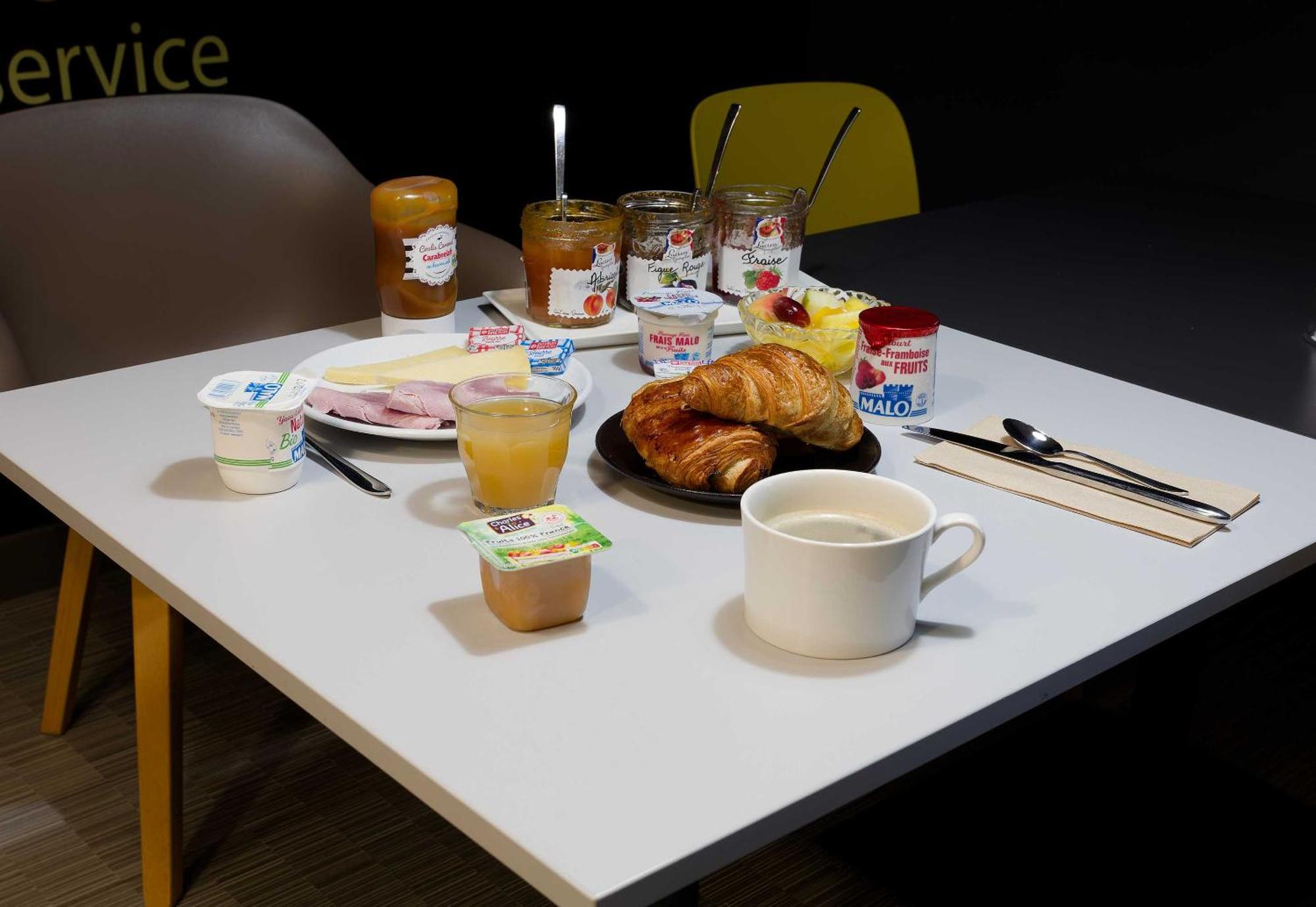 Hotel Ibis Centre Gare Reims
